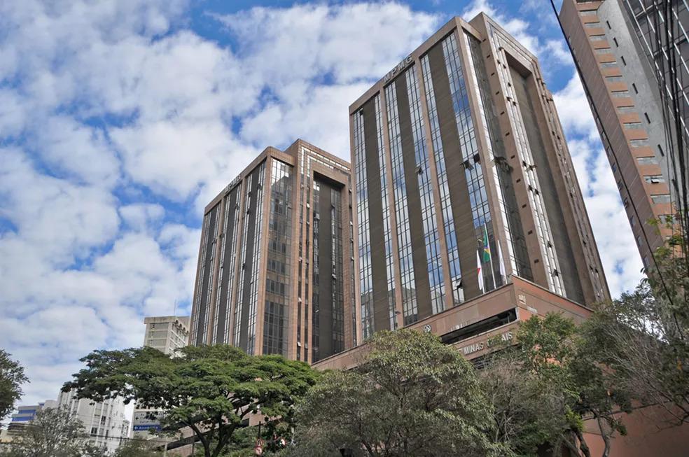 Ministério Público de MG vai investigar 'lista de massacres' em escolas