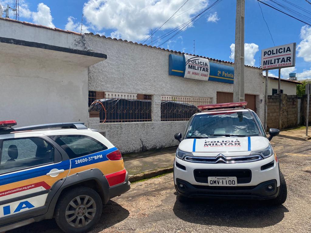 Foragido mente identidade, fornece dados do irmão, e é preso pela Polícia Militar em Campos Altos