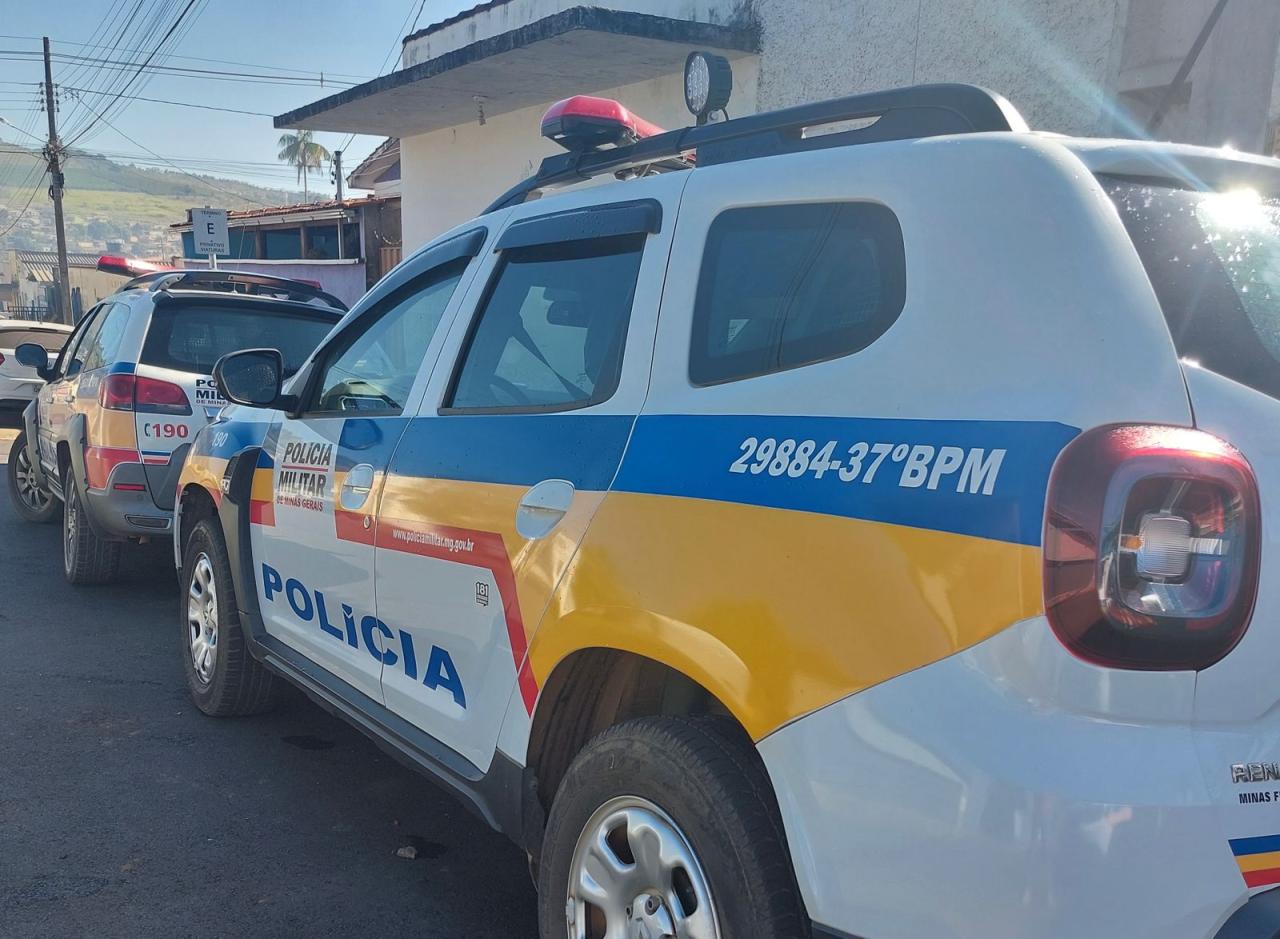 Homem é encaminhado para o PAM após ser baleado, em Campos Altos