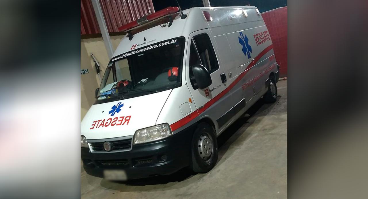 Neblina causa acidente entre duas motocicletas e caminhão na BR-262