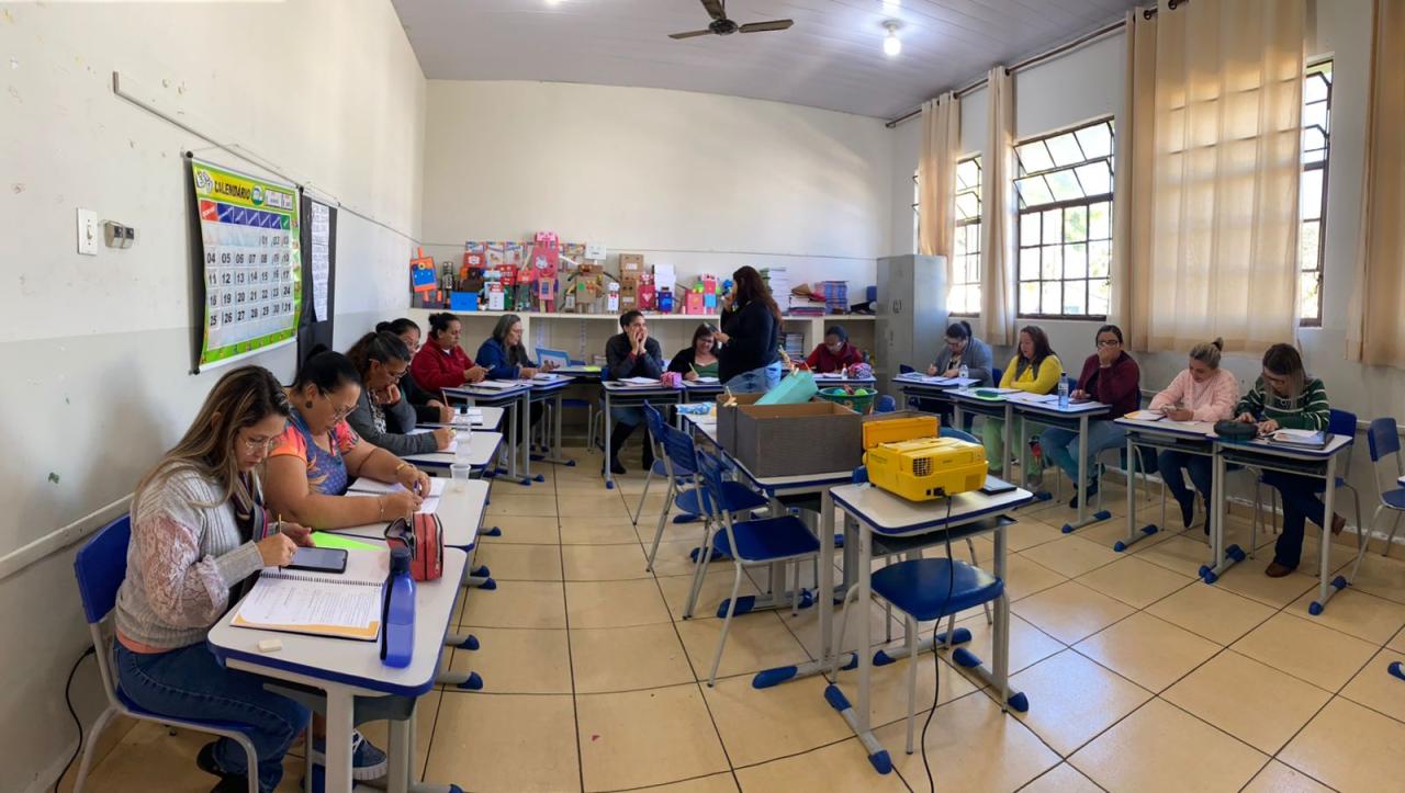 Secretaria de Educação promove ‘Formação Continuada’ para educadores campos-altenses