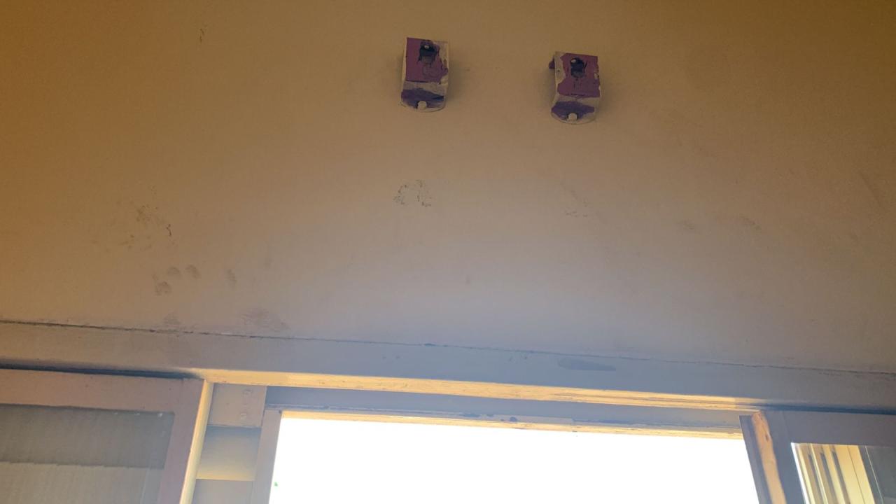 À luz do dia, residência é furtada em Campos Altos e objetos de valor são levados pelos criminosos