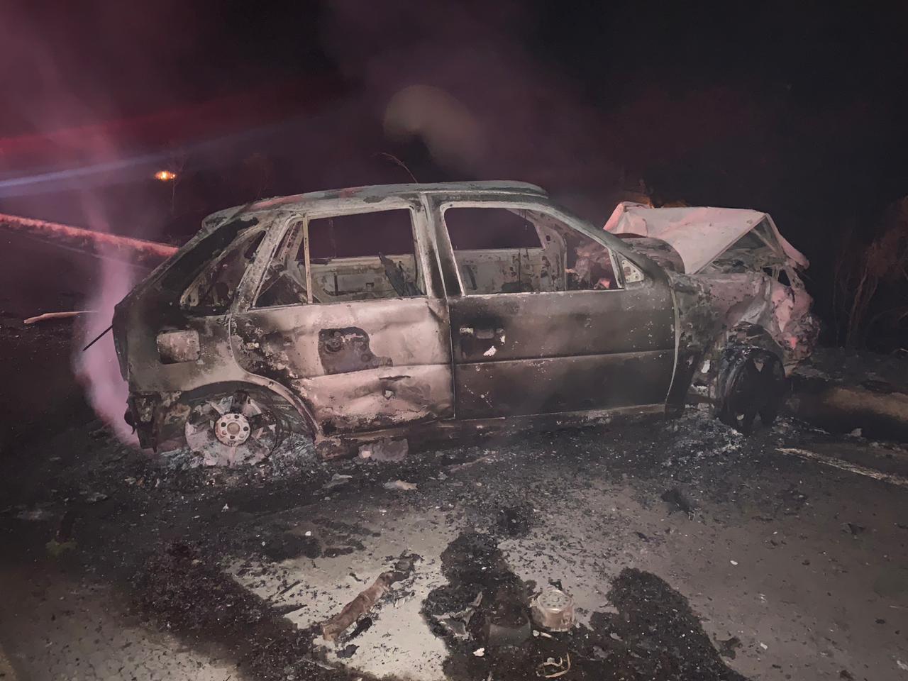 Acidente próximo à Campo Alegre deixa feridos; veículo de Campos Altos se envolveu no fato