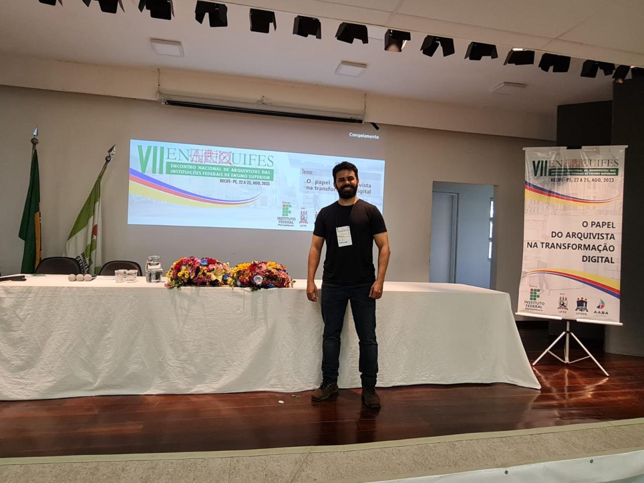 Campos Altos em evidência! Campos-altense apresenta solução inovadora para preservação documental em evento no Recife