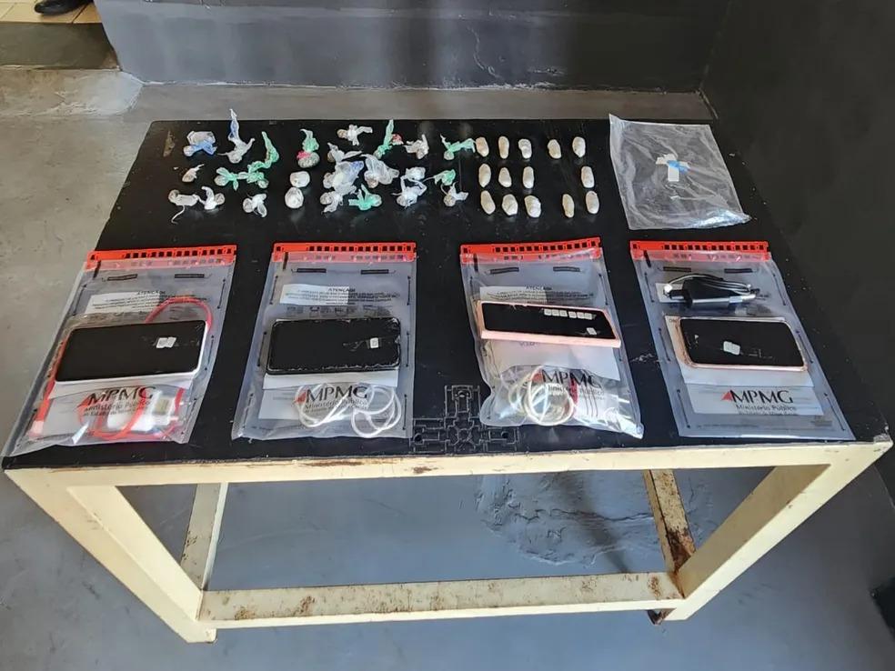 Celulares e drogas são apreendidos durante operação em unidades prisionais de Uberaba, Araxá e região
