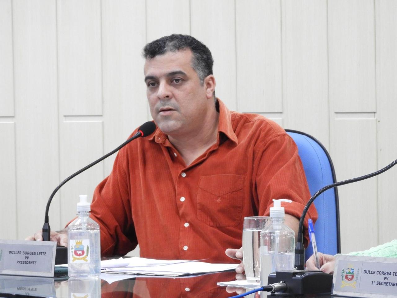 Vereador cobra explicações à Cemig sobre constantes interrupções de energia em Campos Altos