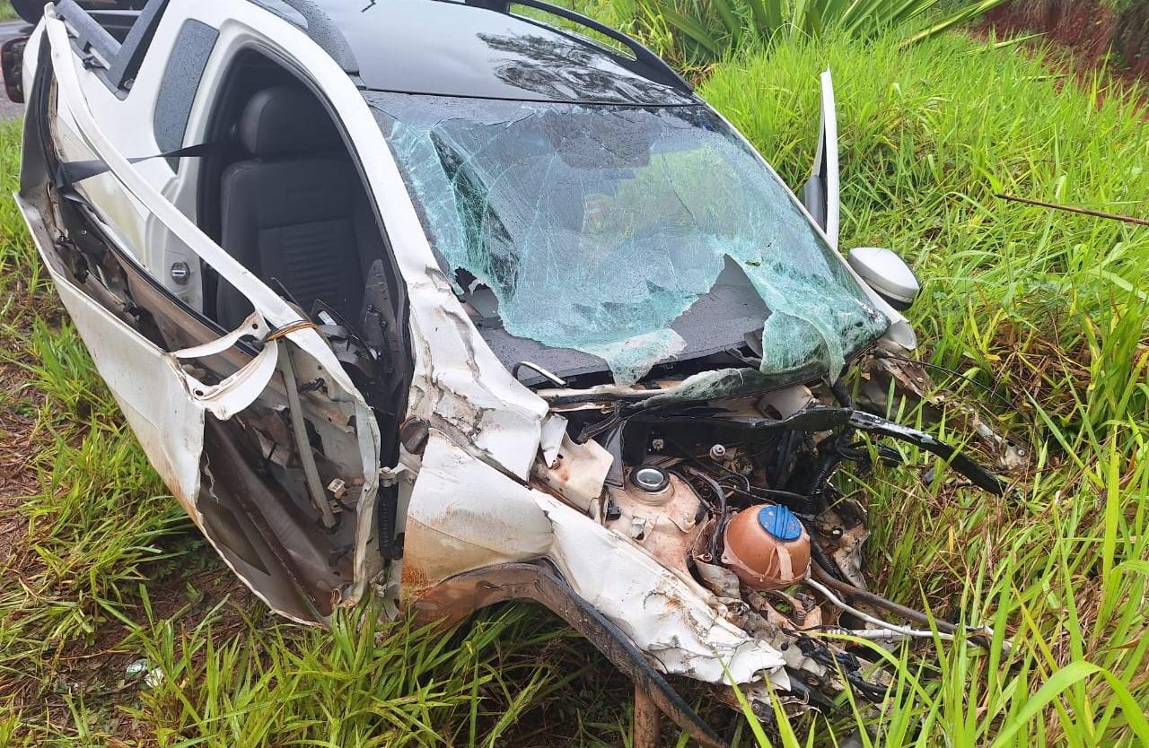 Acidente na BR-354 deixa empresário campos-altense e outras duas pessoas feridas