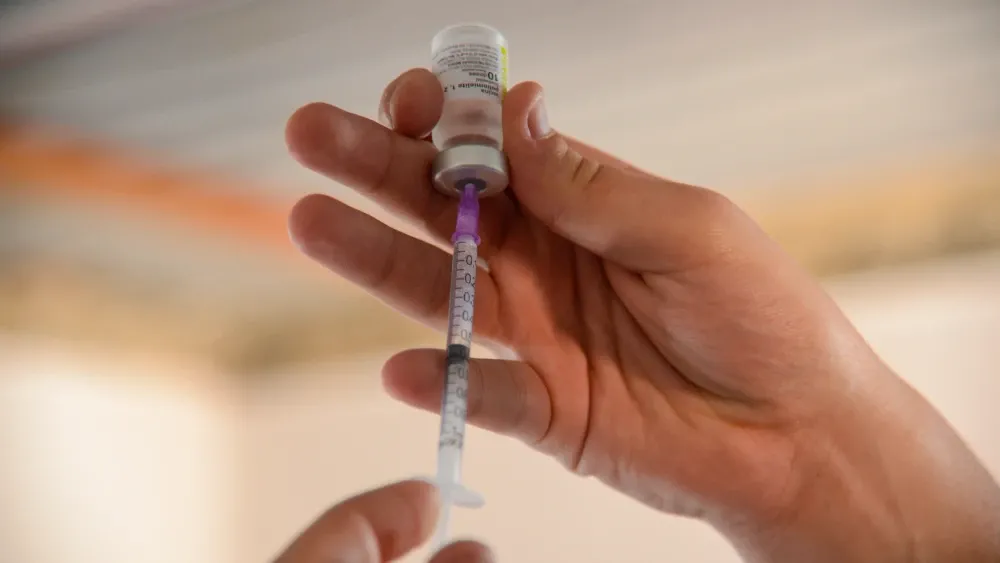 Mais de 30 mil crianças não tomaram a vacina contra a febre amarela em MG