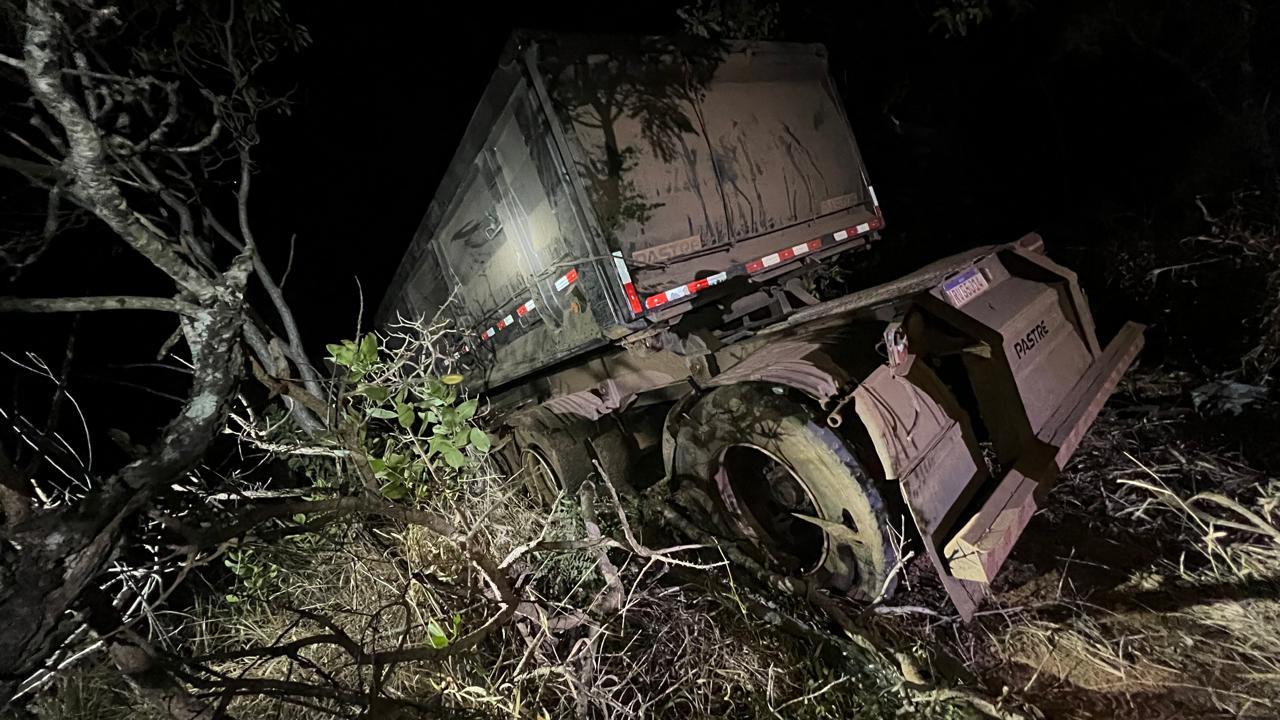 Acidente na Br-262 em Campos Altos mata um homem e deixa outro ferido
