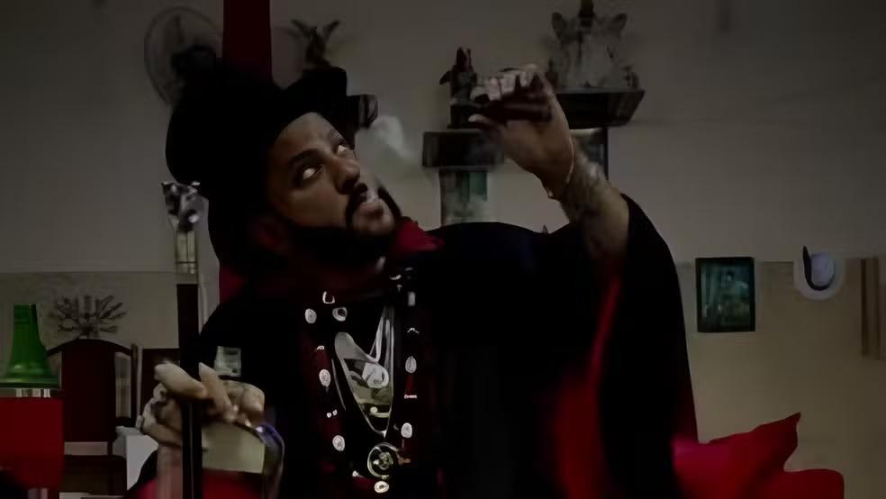 Arma, quarto do sigilo e ameaças: como 'líder espiritual' intimidava e abusava de fiéis em MG