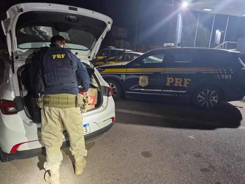 Carga de mais de 300 kg de queijos furtada em Uberaba é recuperada na BR-262, em Betim