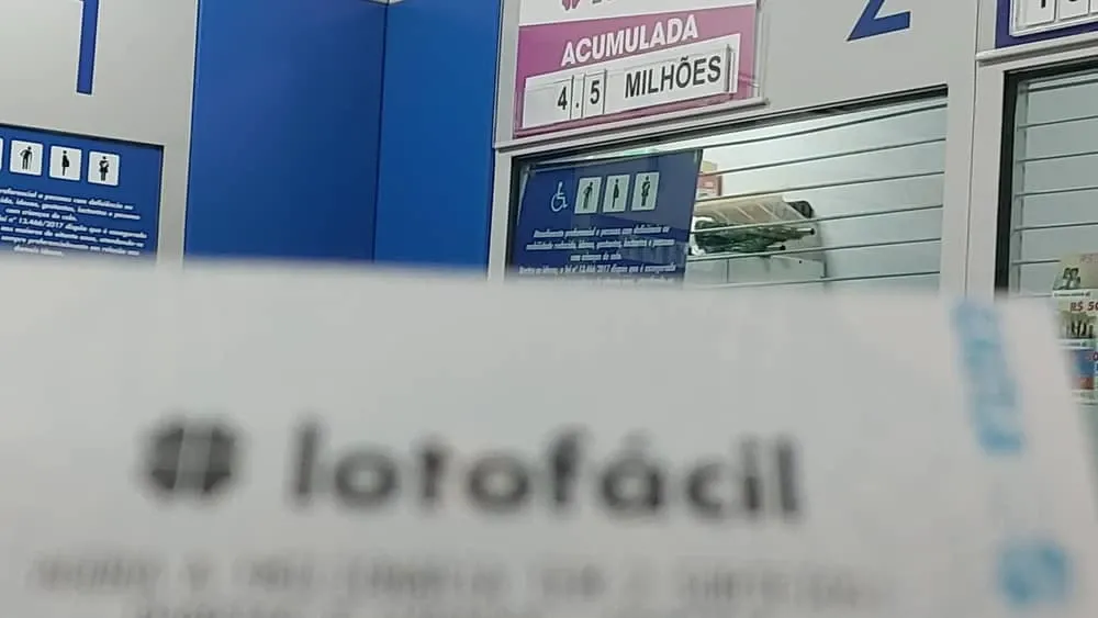 Lotofácil acumulada paga R$ 4 milhões nesta sexta-feira; veja chances