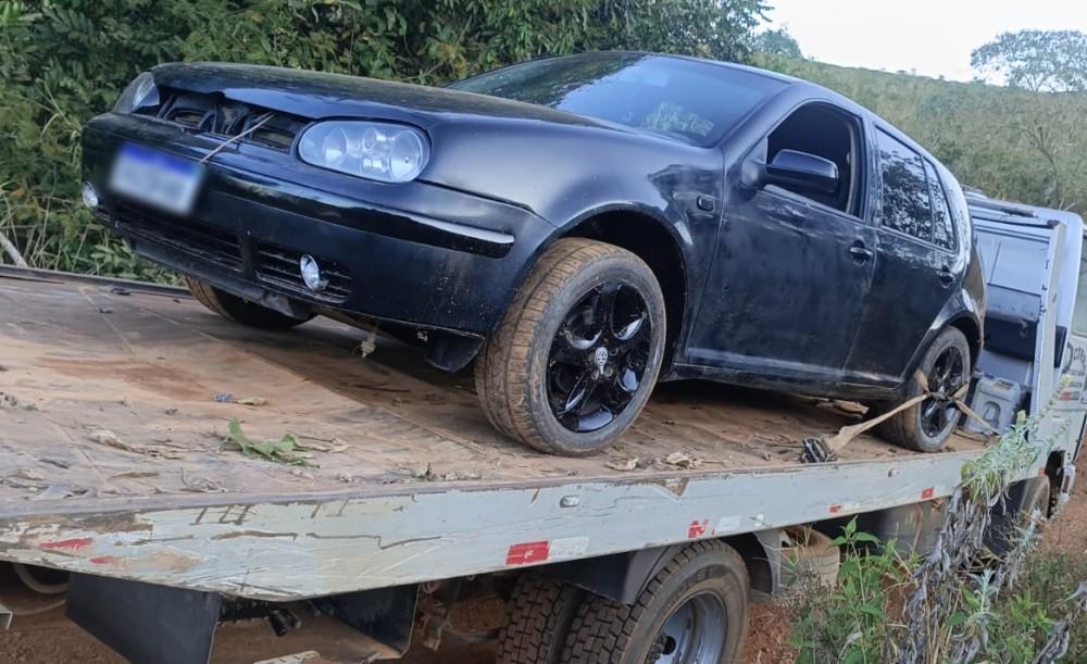 PM recupera veículo furtado próximo ao Estádio Quinzinho Nery e prende suspeito, em Campos Altos