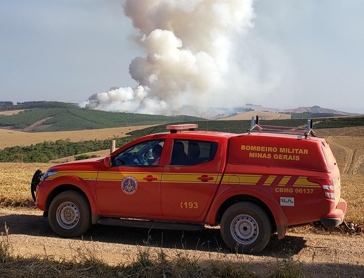80 hectares são devastados por incêndio ,na região rural de Medeiros