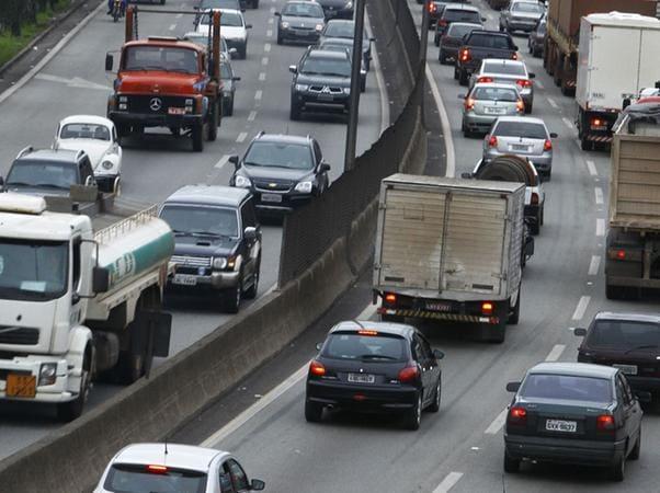 Início da cobrança do IPVA é adiado para fevereiro pela Assembleia