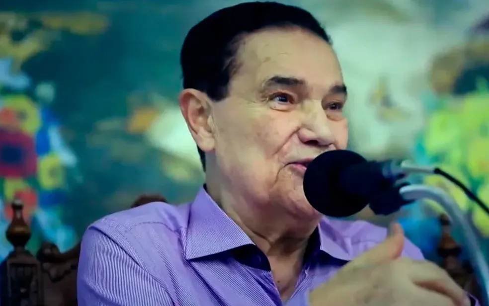 Divaldo Franco, um dos principais líderes espíritas do Brasil, morre aos 98 anos