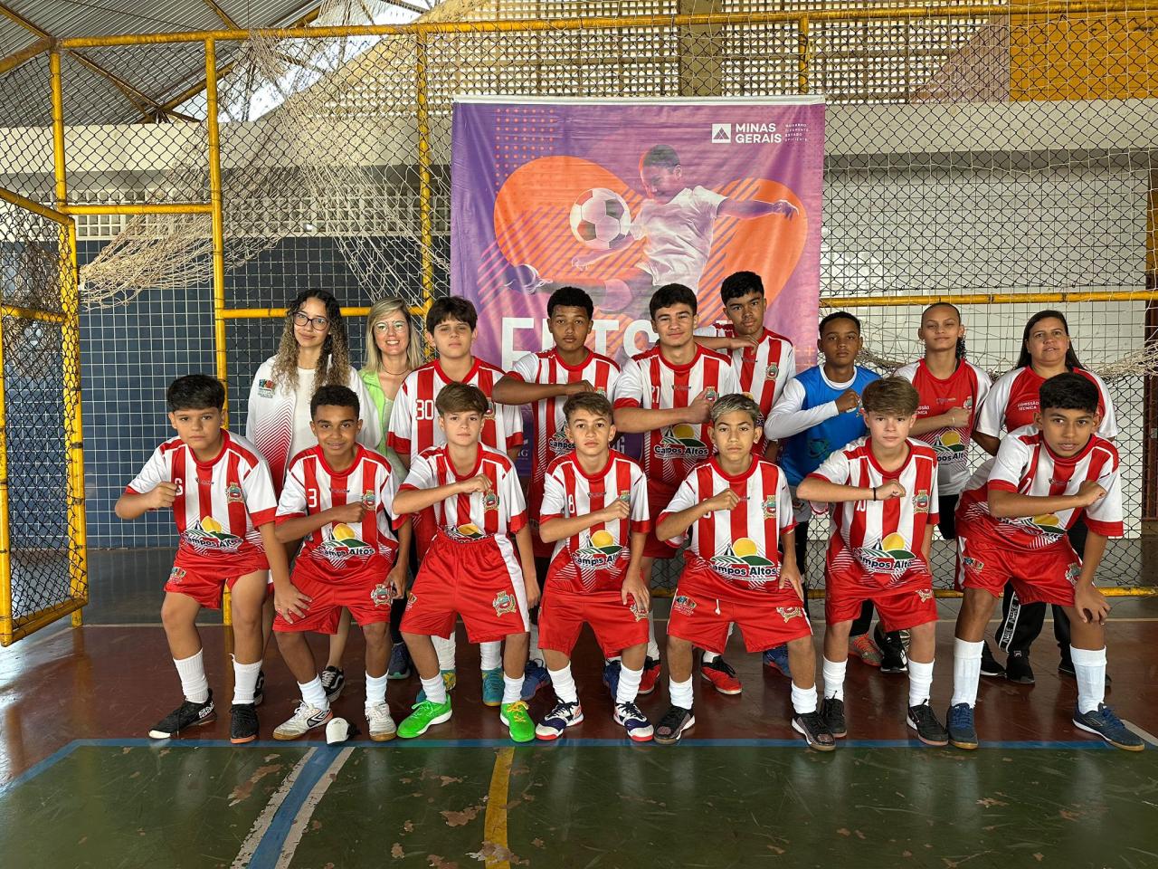 Futsal de Campos Altos começa forte no JEMG 2025 e garante bons resultados