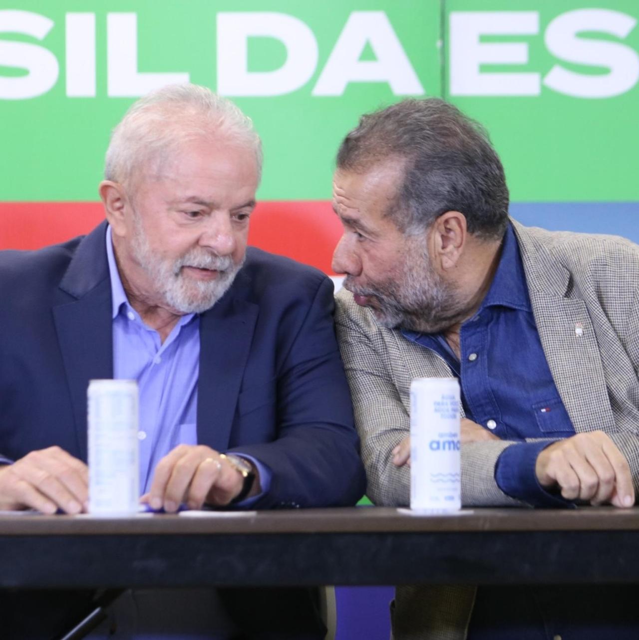 Lula e Lupi devem decidir situação do ministro no governo nesta sexta (2)