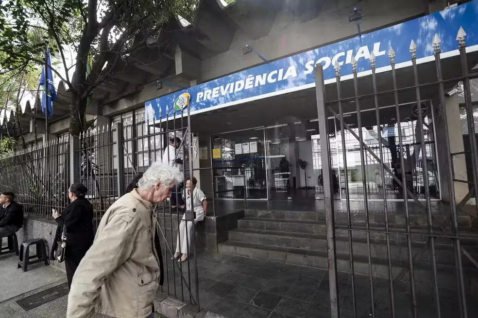 Veja o que se sabe até agora sobre o ressarcimento para quem teve dinheiro desviado na fraude do INSS