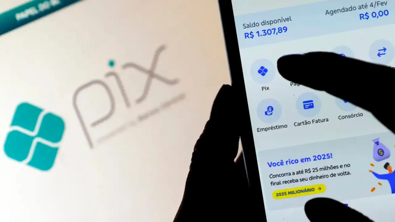 Pix bate recorde de transações e movimenta R$ 135 bilhões em 24h